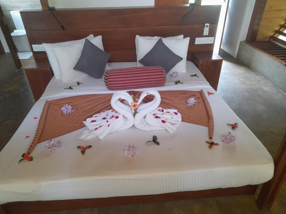 Aloft Grand Hotel เอลลา ภายนอก รูปภาพ